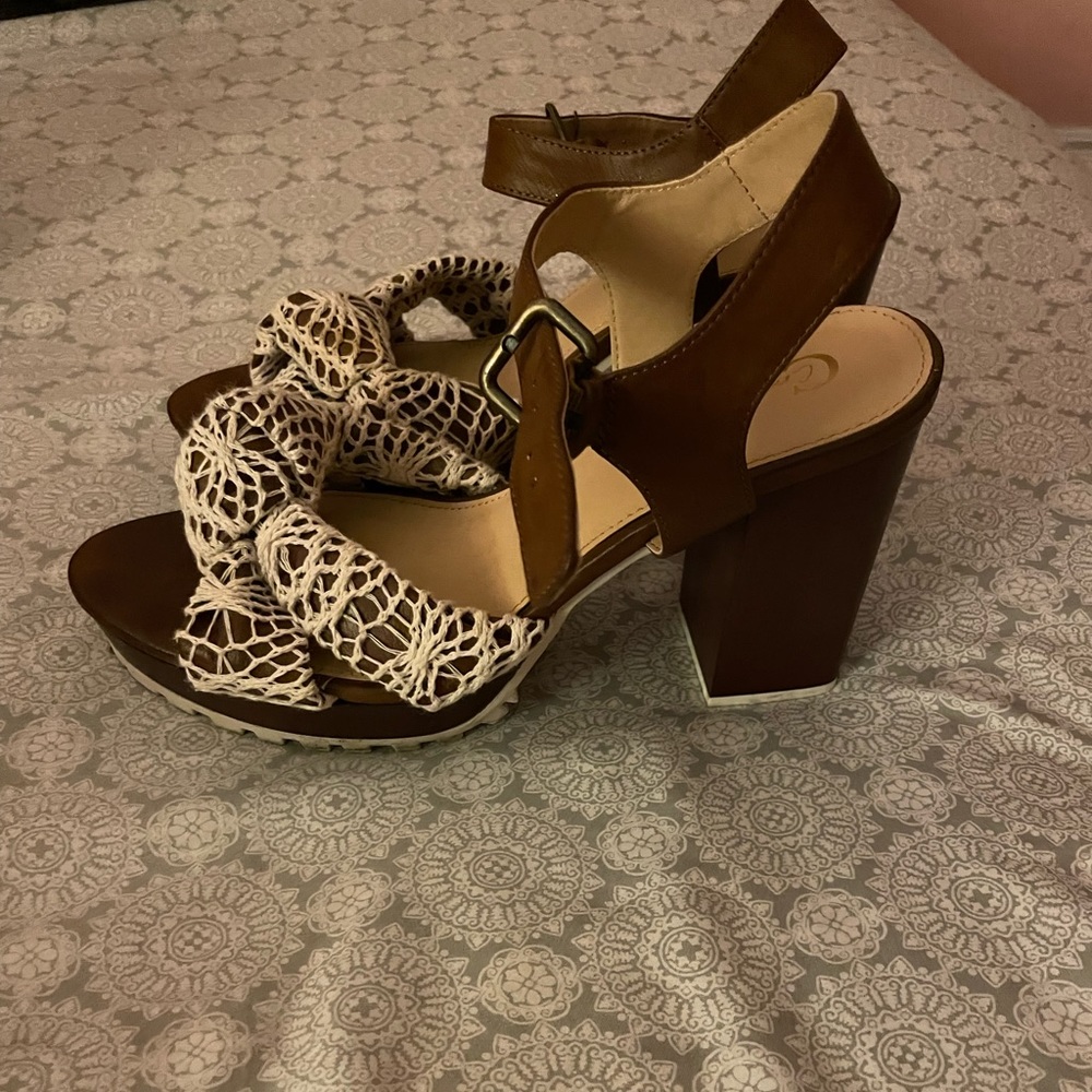 Brown wedges